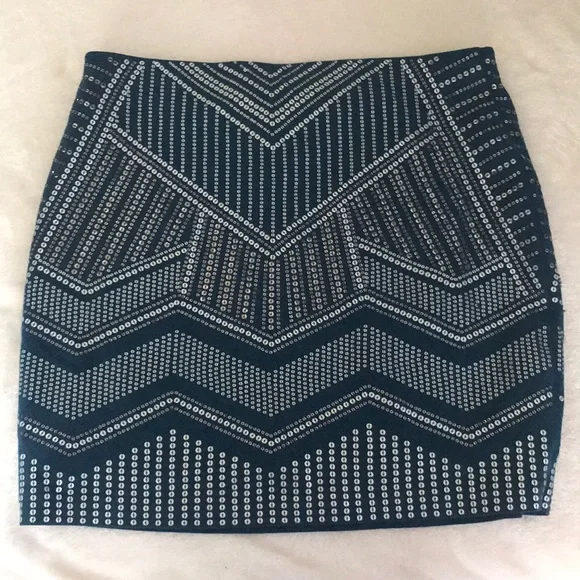 Sequin skirt - Picture 3 of 3